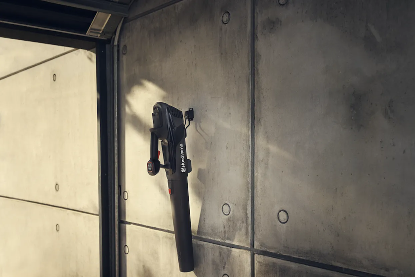 Soffiatore Husqvarna Aspire™ B8X-P4A - senza batteria e caricabatterie